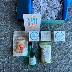 Bath Bevy Sea Sun Sand Box, Bath bombs, Fizzy Dust, bubble bath, bubble taffy